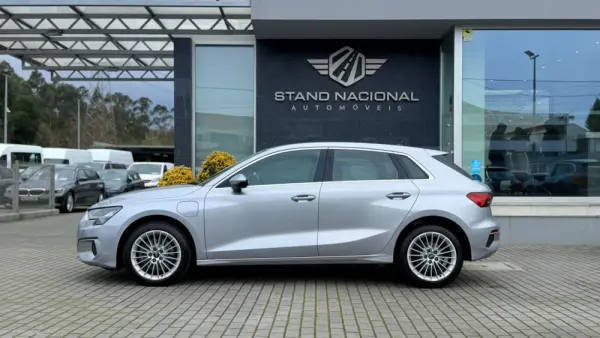 Audi A3 Sportback 40 TFSIe Advanced 8