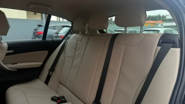 BMW 116 d Aut. Advantage 14