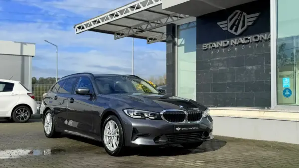 BMW 330 e Corporate Edition Auto 3