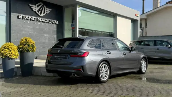 BMW 330 e Corporate Edition Auto 5
