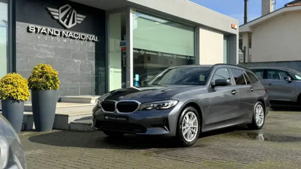 BMW 330 e Corporate Edition Auto 7