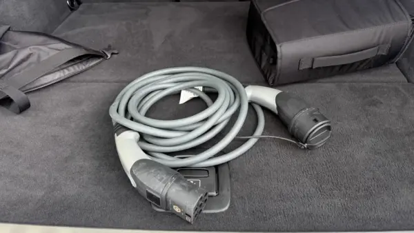 BMW 330 e Corporate Edition Auto 22