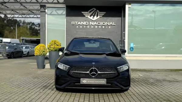 Mercedes-Benz A 200 Limousine d AMG Line Aut. 2