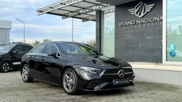 Mercedes-Benz A 200 Limousine d AMG Line Aut. 5