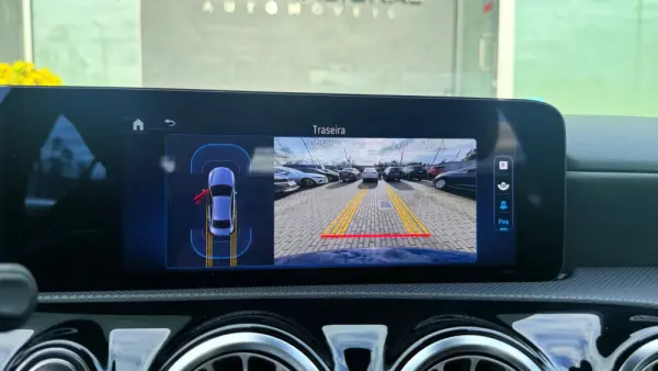 Mercedes-Benz A 200 Limousine d AMG Line Aut. 16