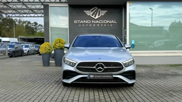 Mercedes-Benz A 250 e AMG Line 2