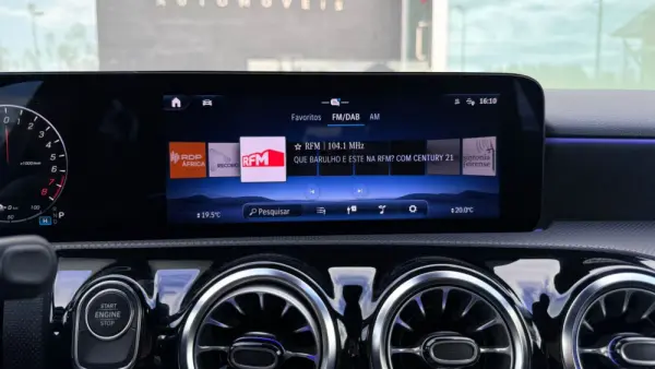 Mercedes-Benz A 250 e AMG Line 21