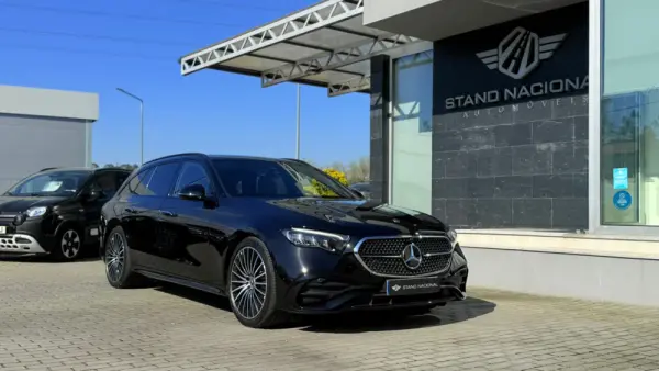 Mercedes-Benz E 300 de AMG Line 5