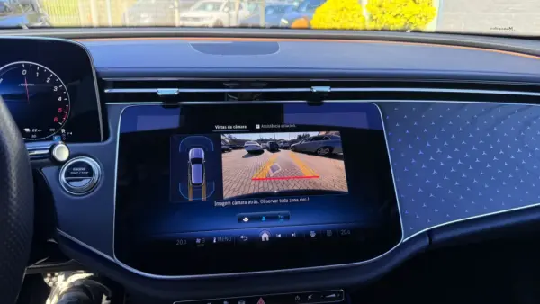 Mercedes-Benz E 300 de AMG Line 22