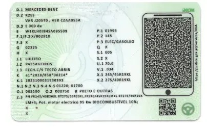 Mercedes-Benz E 300 de AMG Line 27