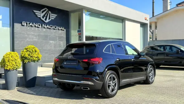 Mercedes-Benz GLA 200 d AMG Line 3