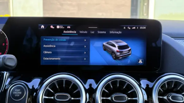 Mercedes-Benz GLA 200 d AMG Line 17