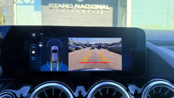 Mercedes-Benz GLA 200 d AMG Line 19