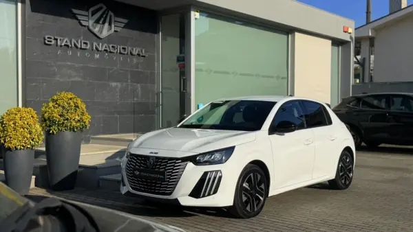 Peugeot 208 Peugeot 208 1.2 Hybrid Allure e-DCS6 7