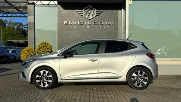 Renault Clio 1.0 TCe Evolution Bi-Fuel 8