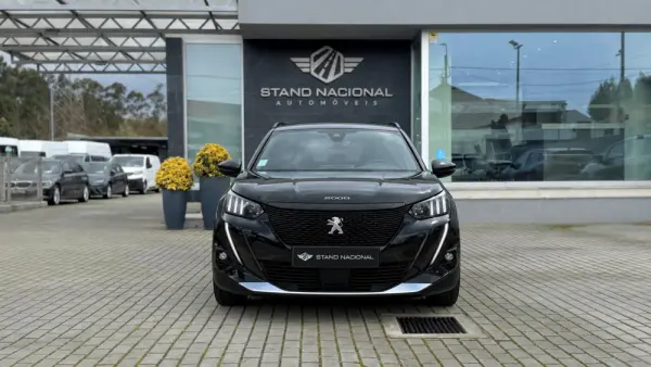 Peugeot e-2008 50 kWh GT 2