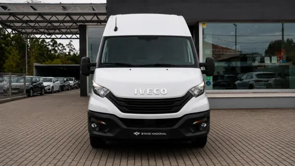 Iveco Daily 2.3 35C16 3000 CD 2
