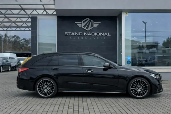 Mercedes-Benz C 300 d AMG Line 4