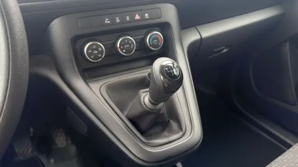 Mercedes-Benz Citan Outro 12