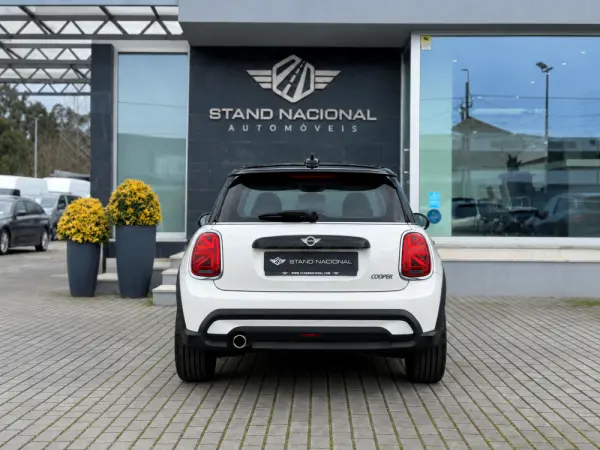 MINI 3 Portas Cooper Auto 6