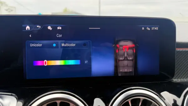 Mercedes-Benz GLB 180 d AMG Line 12