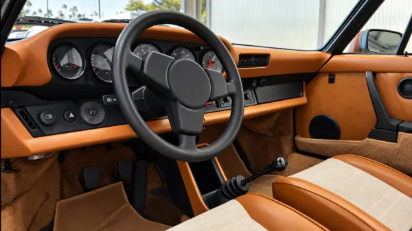 Porsche 911 Série G 911 Carrera 3.0 28