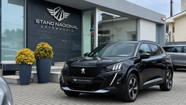 Peugeot e-2008 50 kWh GT 3