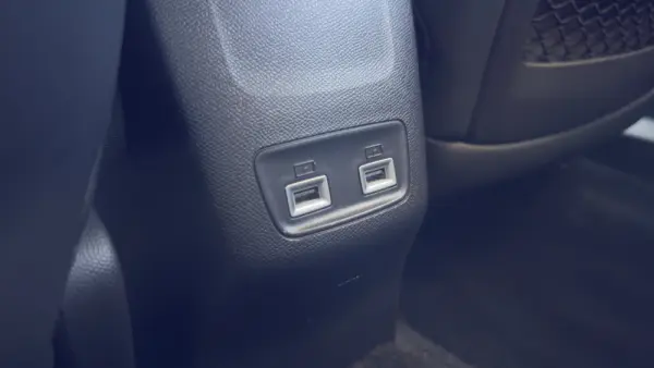 Peugeot e-2008 50 kWh GT 22