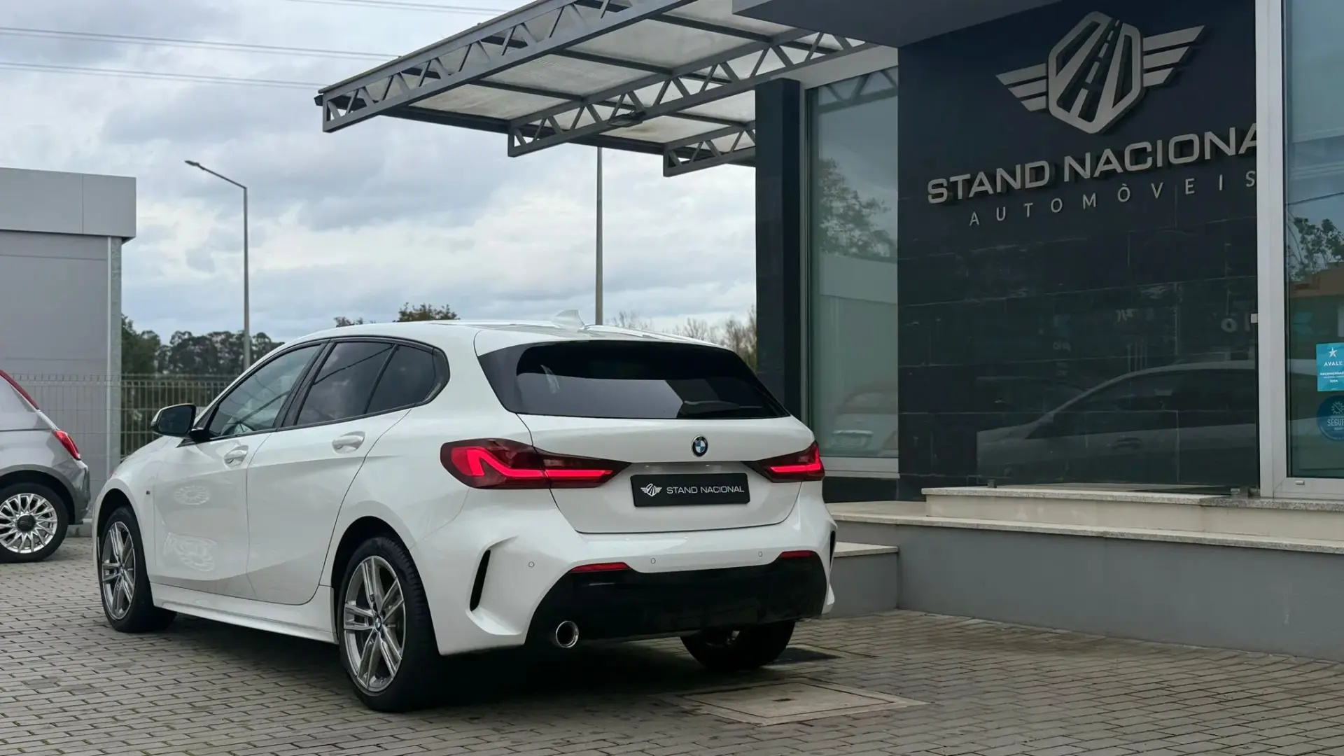 BMW 116 d Pack Desportivo M Auto 9