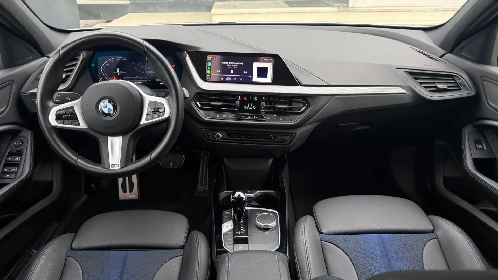 BMW 116 d Pack Desportivo M Auto 13