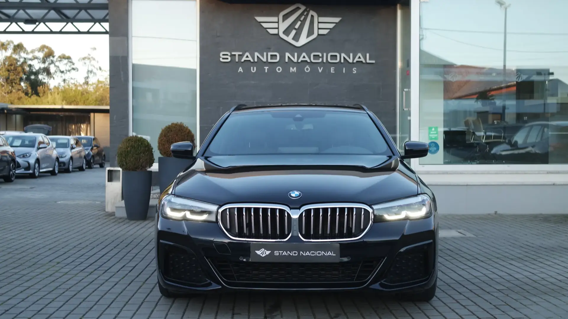 BMW 520 d Pack Desportivo M Auto 2