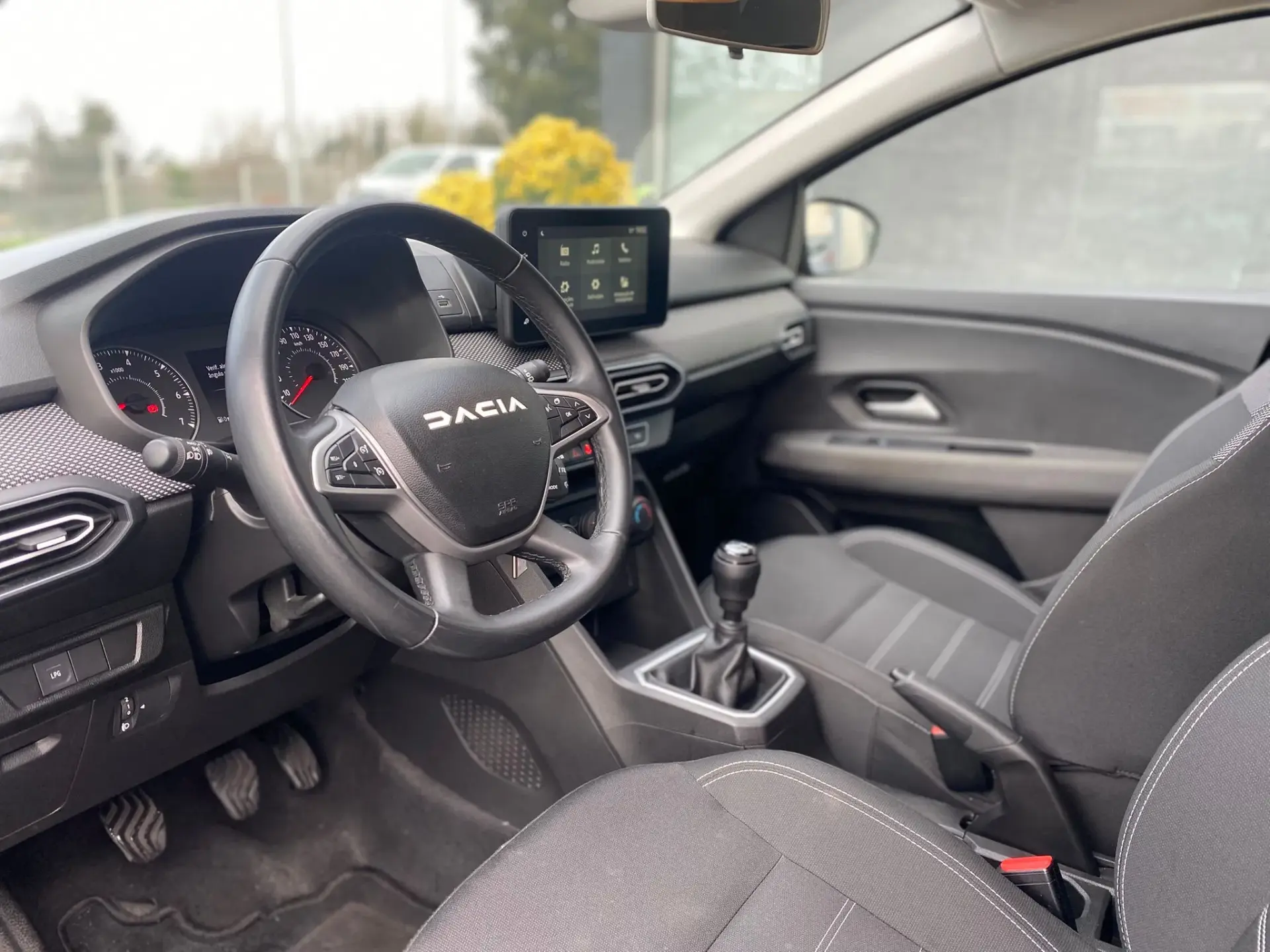 Dacia Jogger 1.0 ECO-G Extreme 7L Bi-Fuel 10