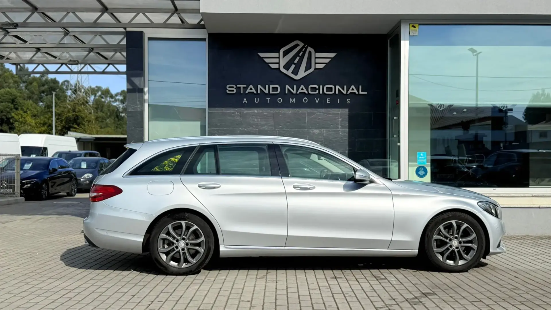 Mercedes-Benz C 180 BlueTEC Avantgarde 8