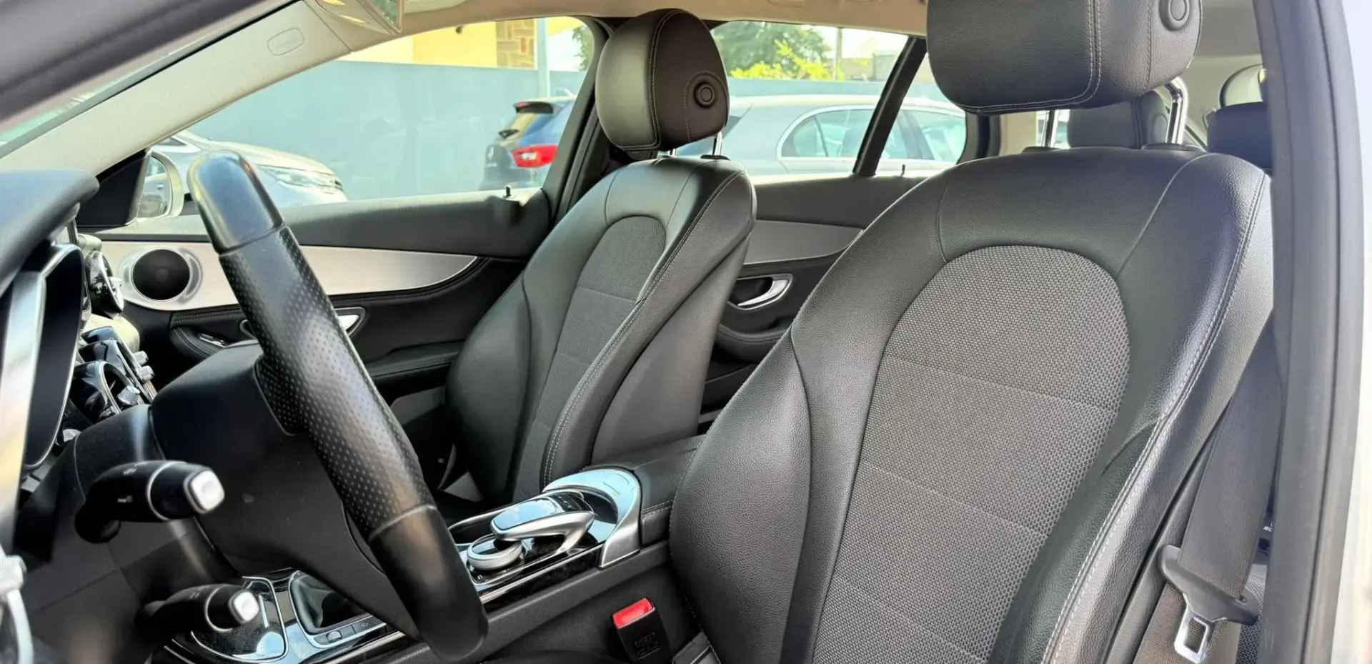 Mercedes-Benz C 180 BlueTEC Avantgarde 11
