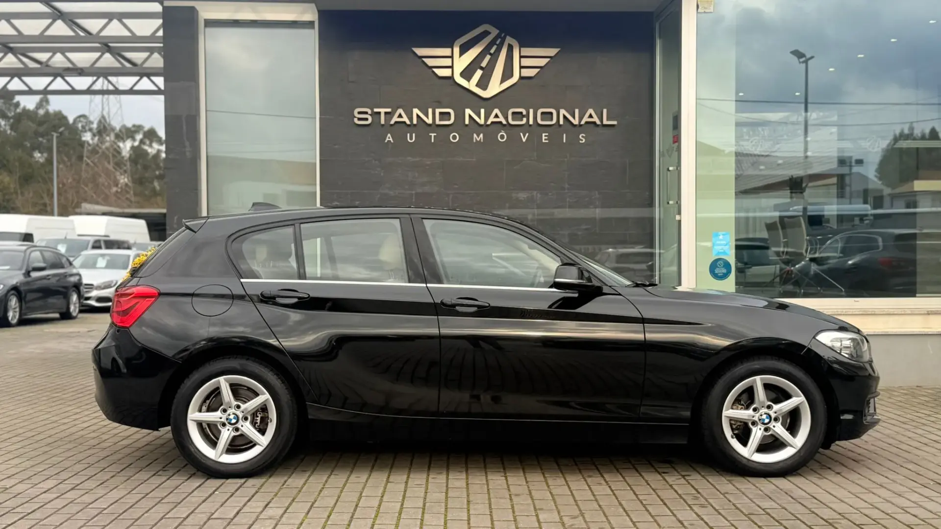BMW 116 d Aut. Advantage 4