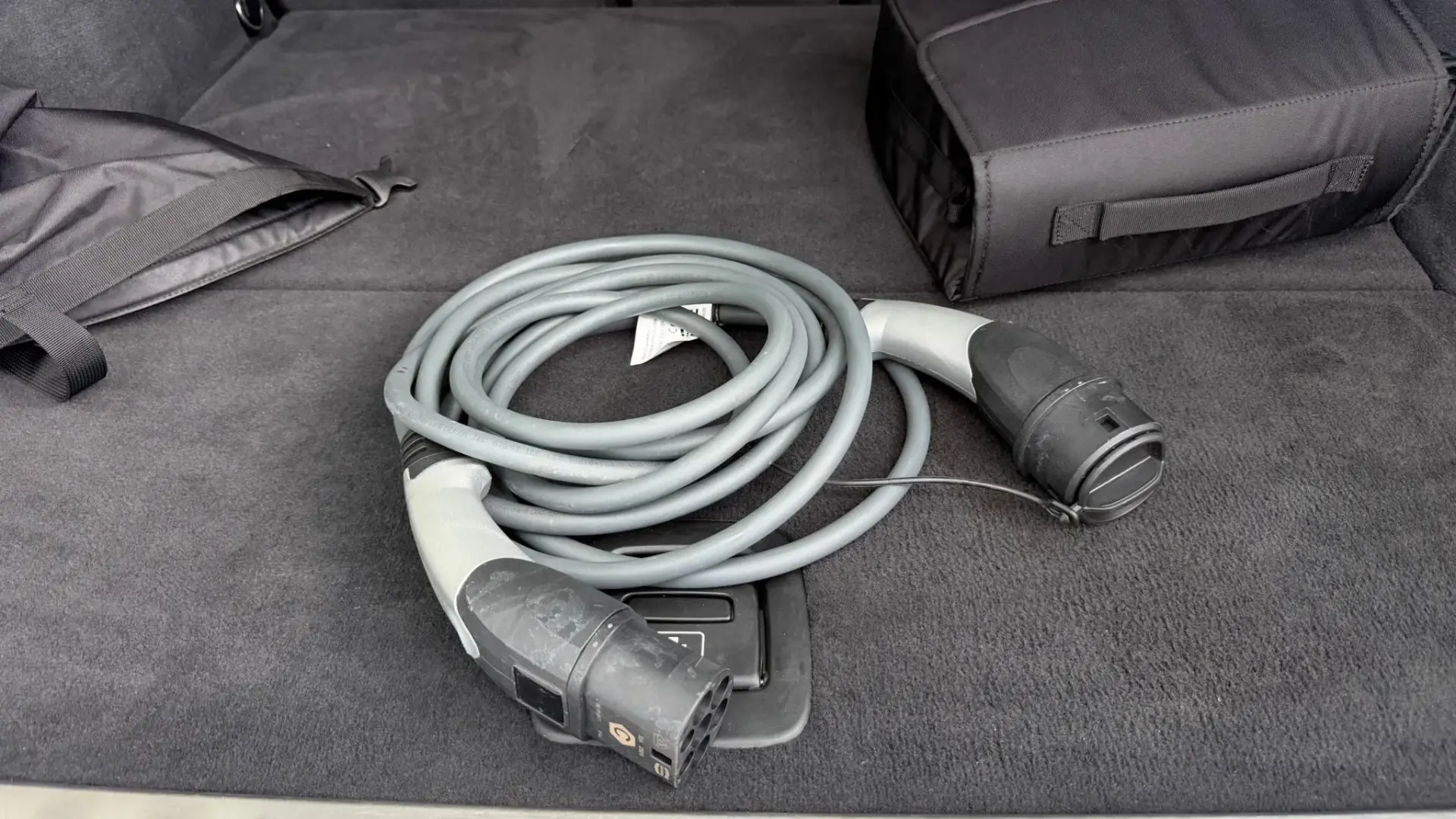 BMW 330 e Corporate Edition Auto 22