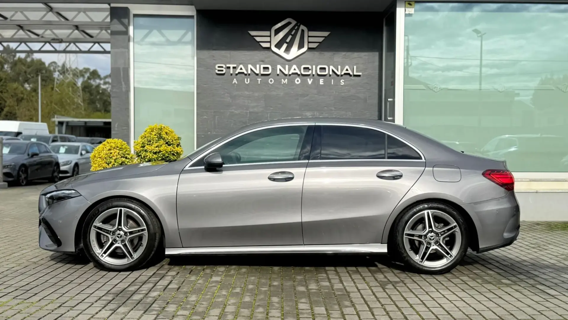 Mercedes-Benz A 180 Limousine d AMG Line Aut. 8