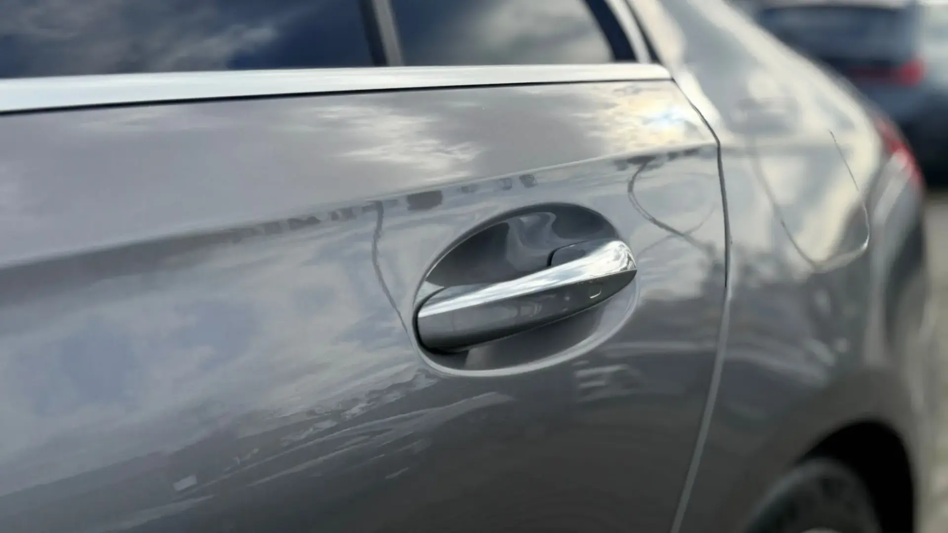 Mercedes-Benz A 180 Limousine d AMG Line Aut. 11