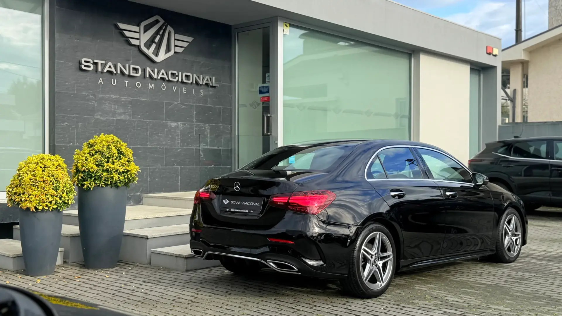 Mercedes-Benz A 200 Limousine d AMG Line Aut. 3