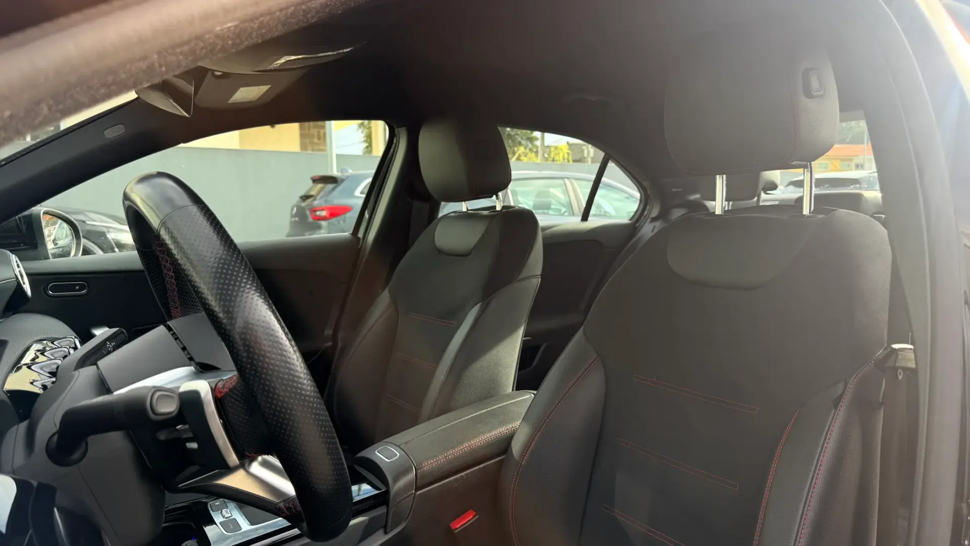 Mercedes-Benz A 200 Limousine d AMG Line Aut. 11