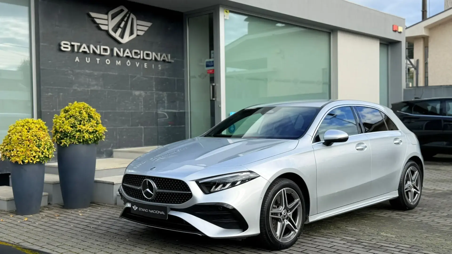 Mercedes-Benz A 250 e AMG Line 7