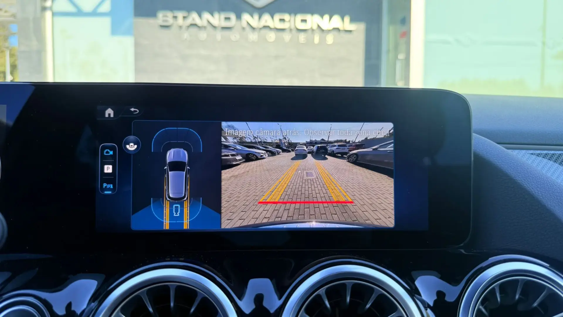 Mercedes-Benz GLA 200 d AMG Line 19