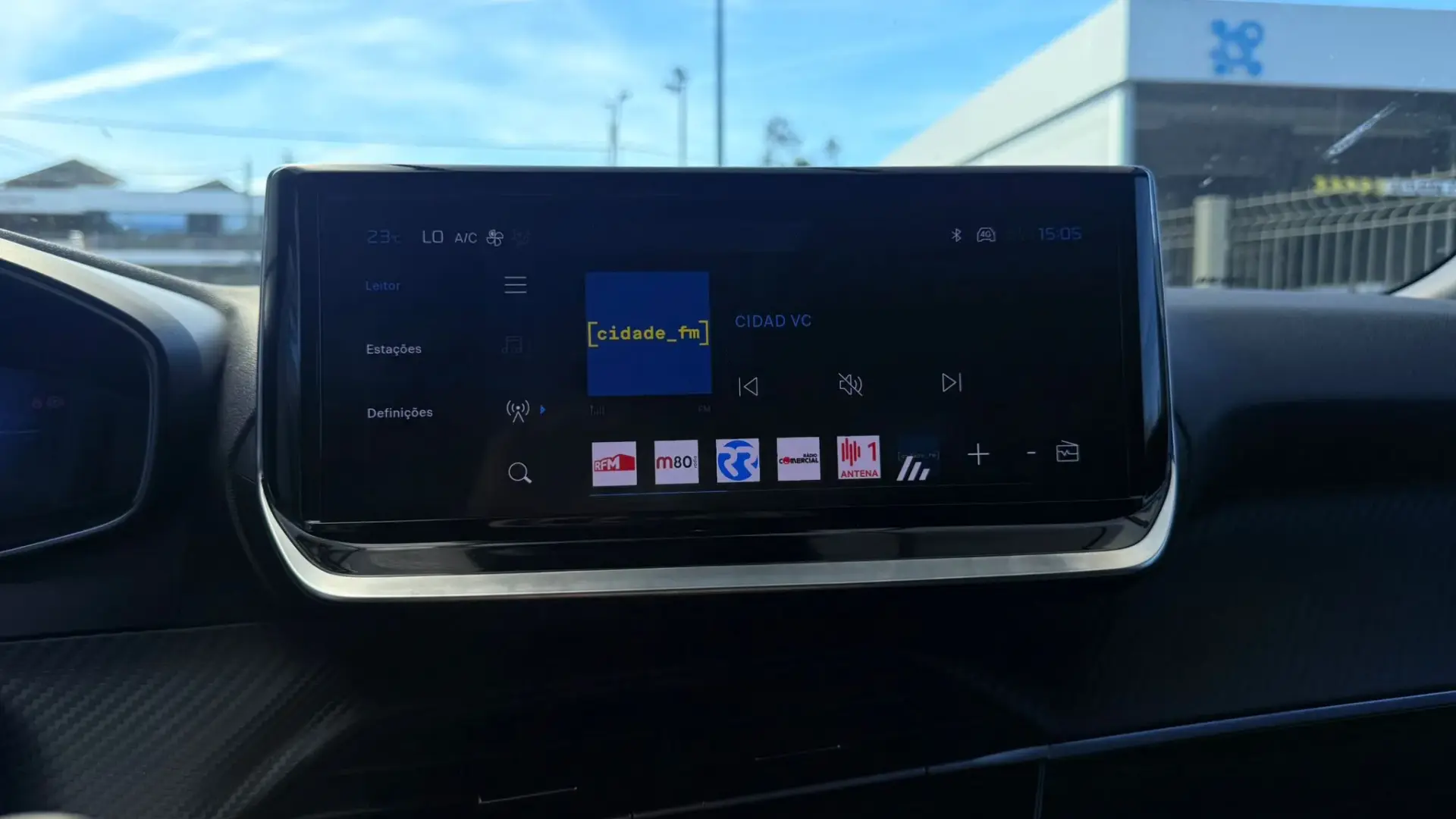 Peugeot 2008 1.2 Hybrid Allure e-DCS6 15