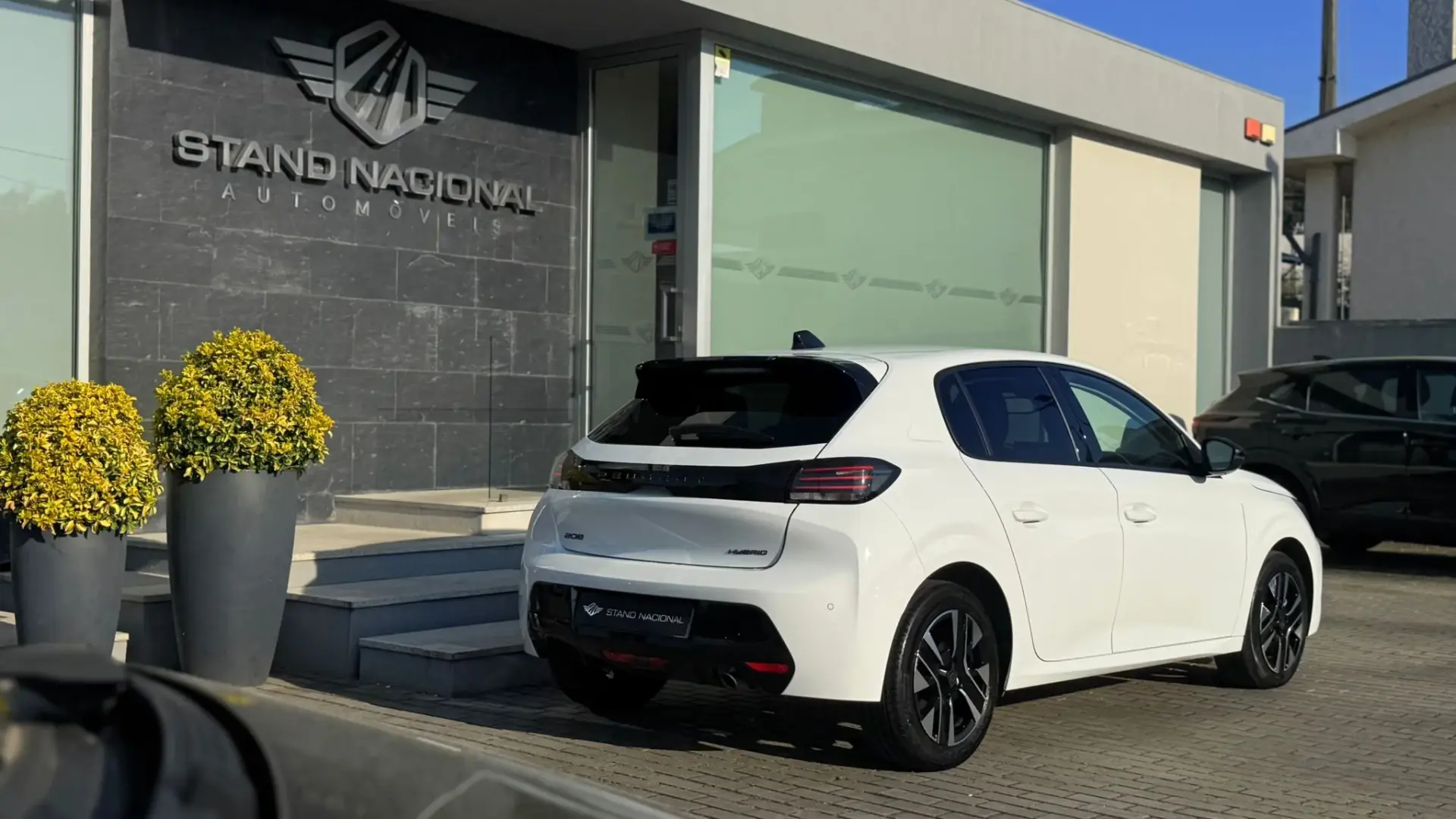 Peugeot 208 Peugeot 208 1.2 Hybrid Allure e-DCS6 3