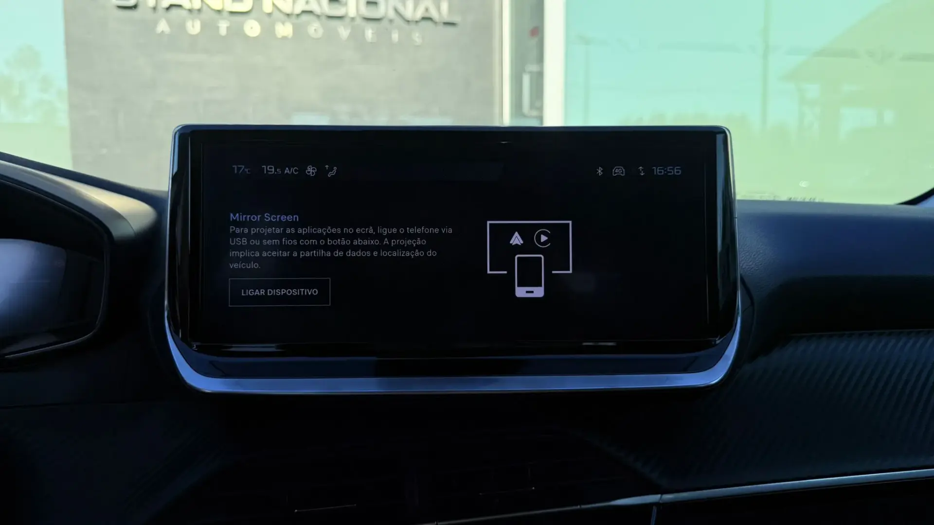 Peugeot 208 Peugeot 208 1.2 Hybrid Allure e-DCS6 18