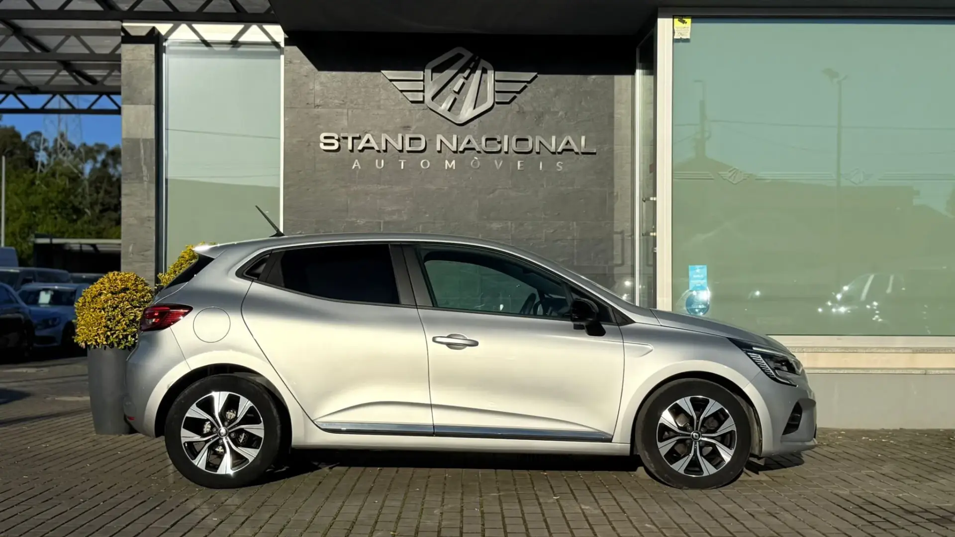 Renault Clio 1.0 TCe Evolution Bi-Fuel 4