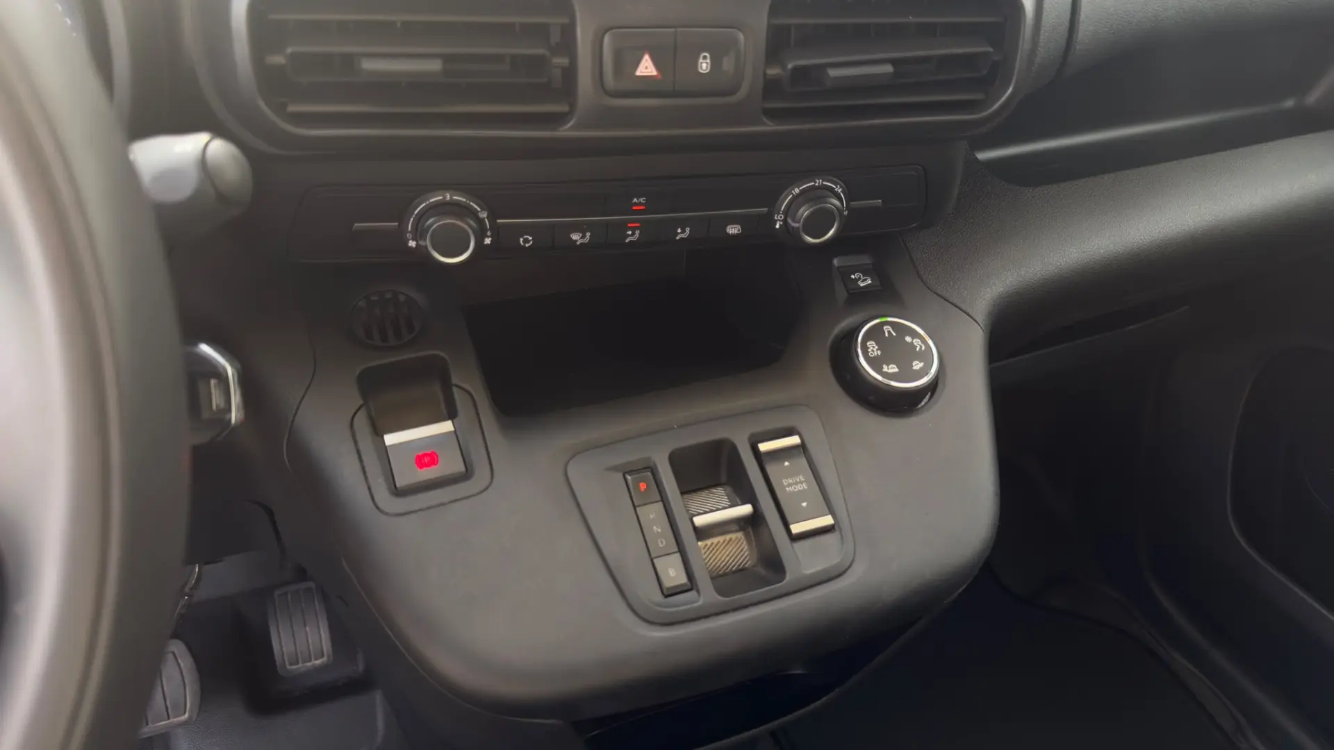 Citroen e-Berlingo 50 kWh M Feel 7