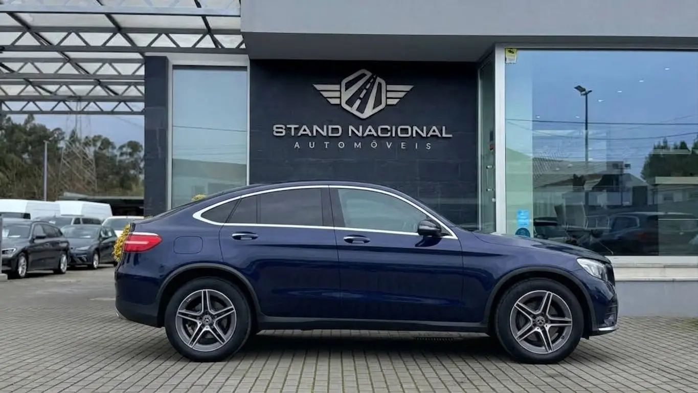 Mercedes-Benz GLC 300 de Coupé 4Matic 8