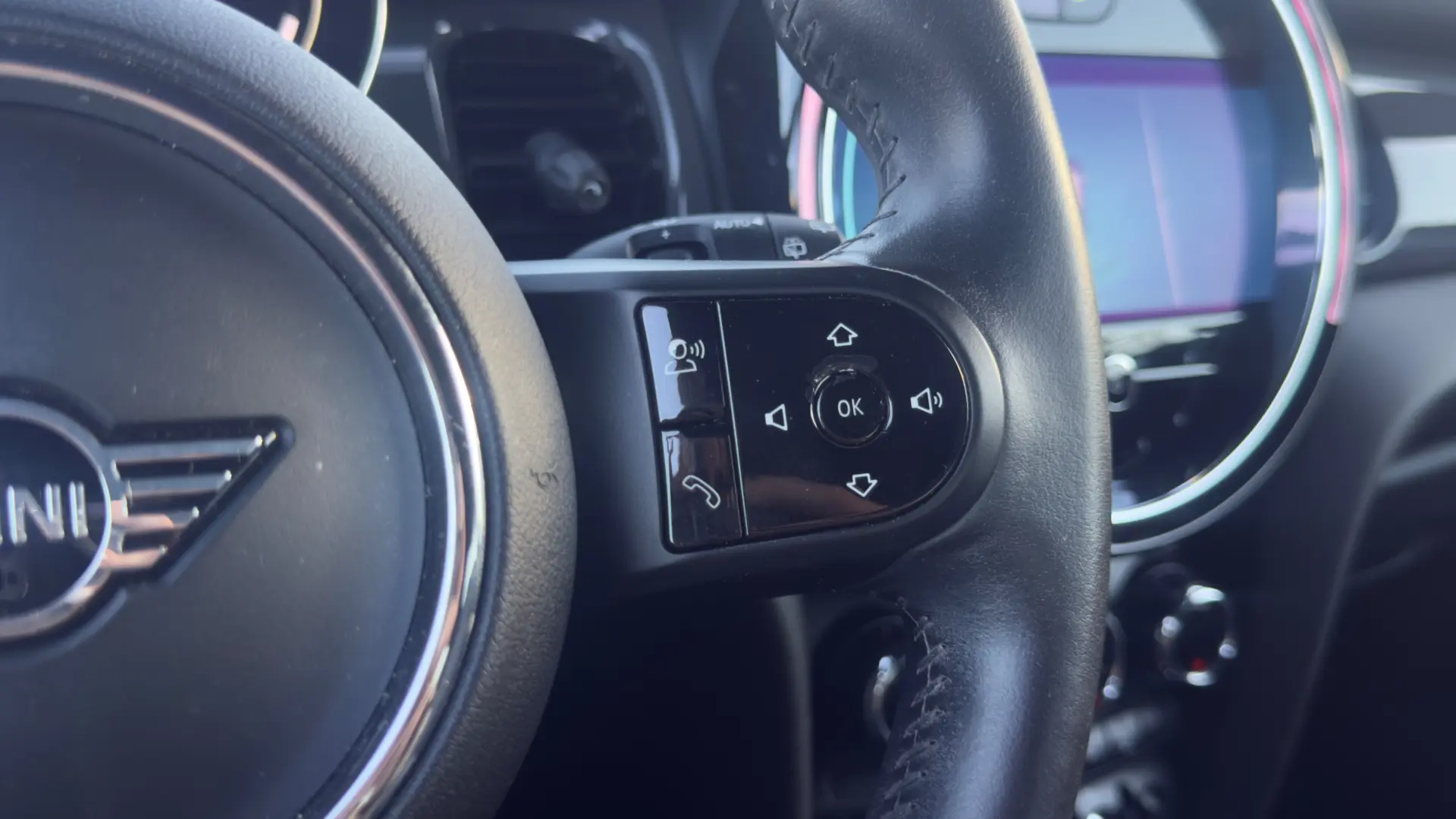 MINI 3 Portas Cooper Auto 14
