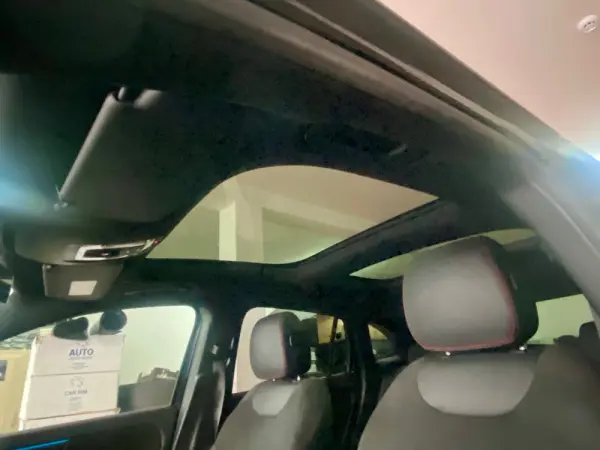 Mercedes-Benz EQA 250+ AMG Line 10